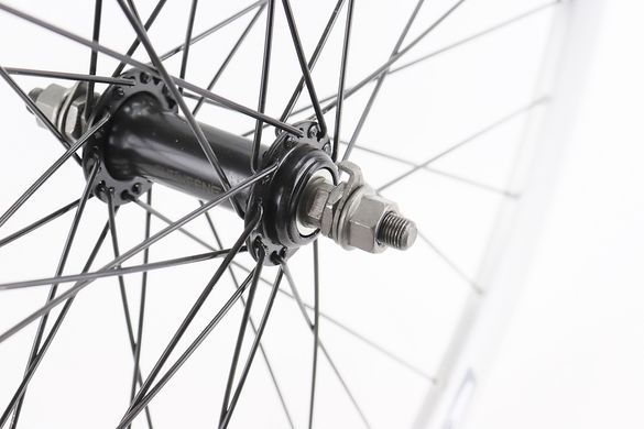 Фото товару &ndash; Колесо 28" переднє V-brake, обід "крапля" алюмінієвий, втулка 14Gх36H, кріпл. гайка, "GRAVITY"