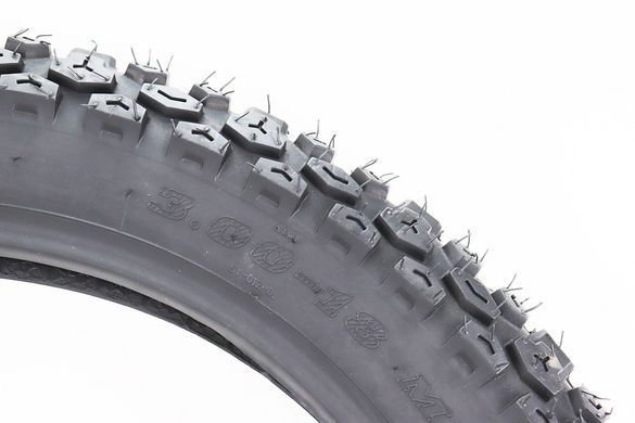 Фото товару &ndash; Шина 3,00-18 шипована SY-012