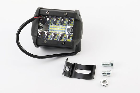 Фото товару – Фара додаткова світлодіодна вологозахисна - 10+10 LED з кріпленням, прямокутна 79*96мм, SUPER LIGHT