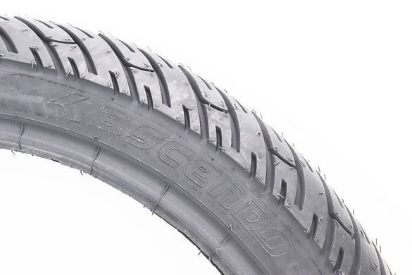 Фото товара &ndash; Шина 2,75-18 шипованная TT-402