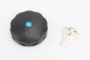 Фото товара – Крышка топливного бака с замком (черная)
