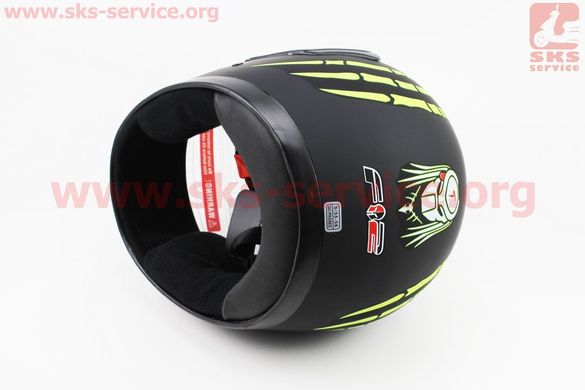 Фото товара – Шлем закрытый 825-4 S- ЧЕРНЫЙ матовый с рисунком NEON YELLOW "хищник" (возможны дефекты покраски)